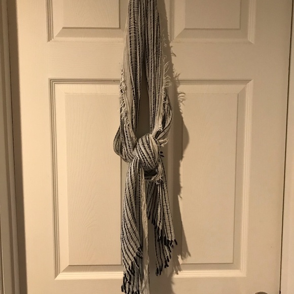 Scarf - Picture 3 of 3